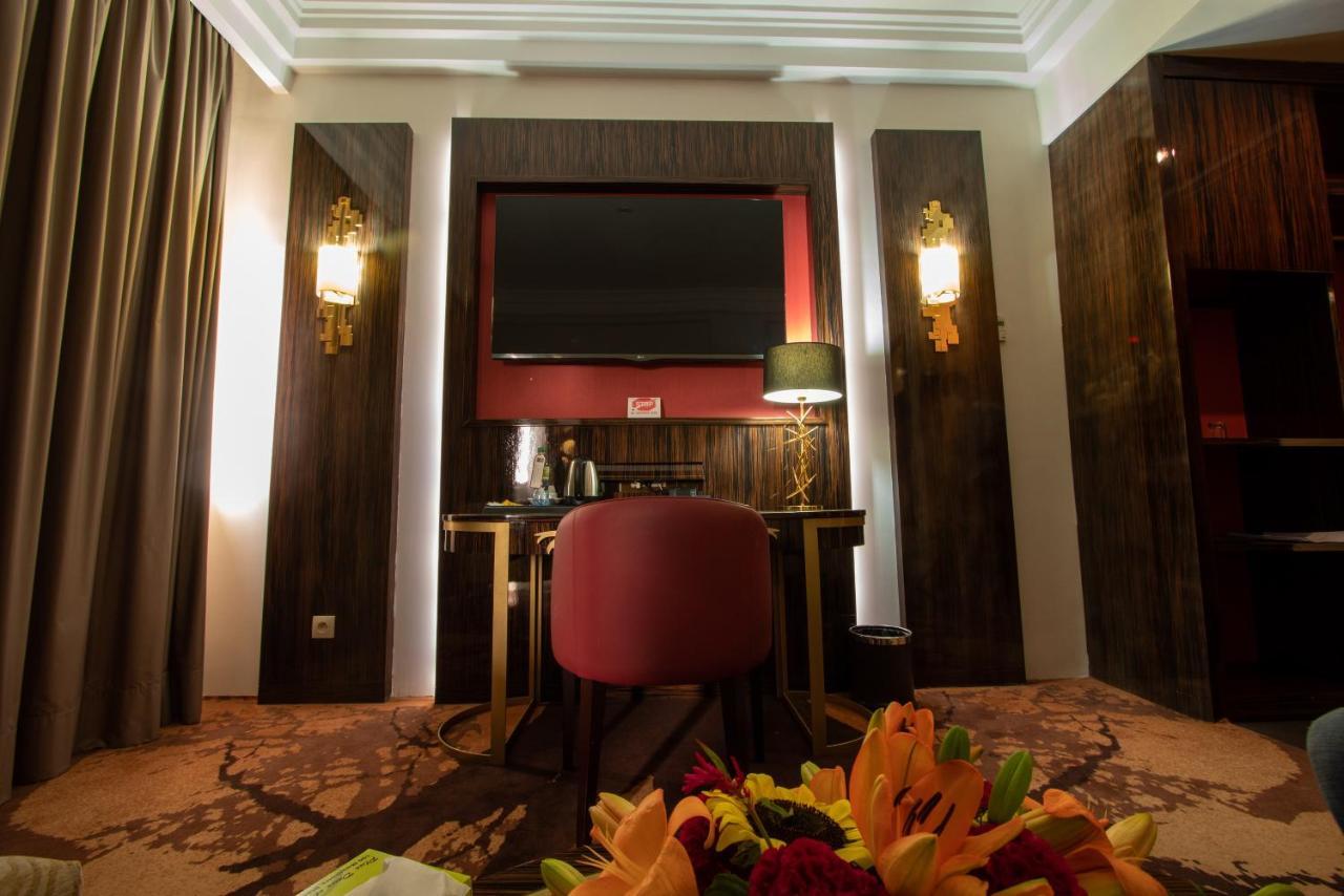 Hotel Fleur De Lys Plateau Dakar Esterno foto