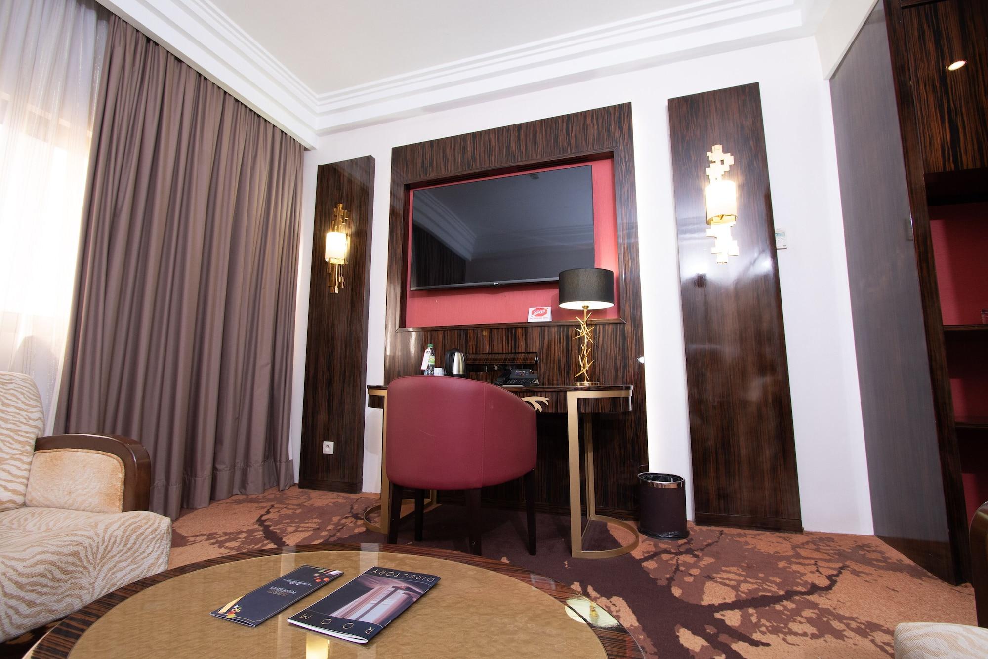 Hotel Fleur De Lys Plateau Dakar Esterno foto