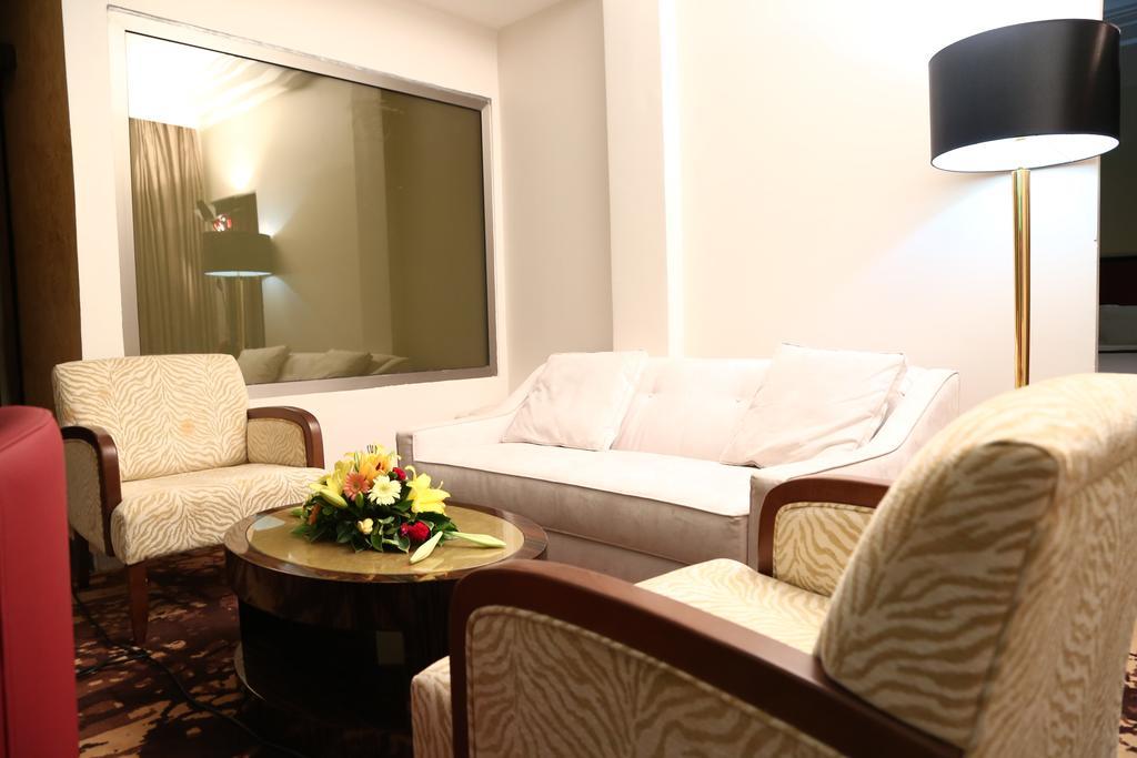 Hotel Fleur De Lys Plateau Dakar Esterno foto